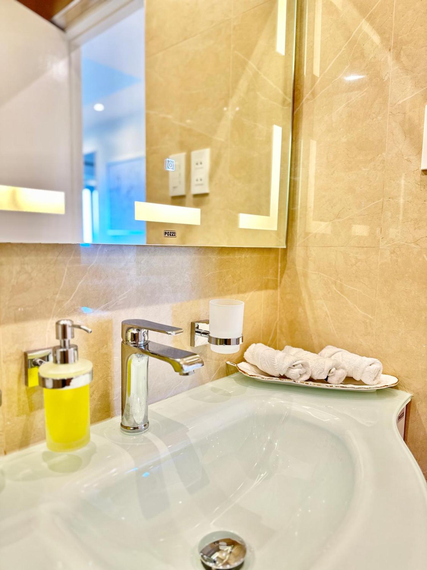 Oceanview Deluxe 1Br Suite La Mirada Lapu-Lapu City Exterior photo